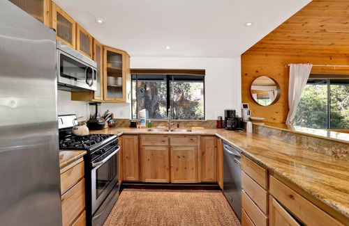 Whispering Forest Cabina | Chimney Peak Chalet #2048