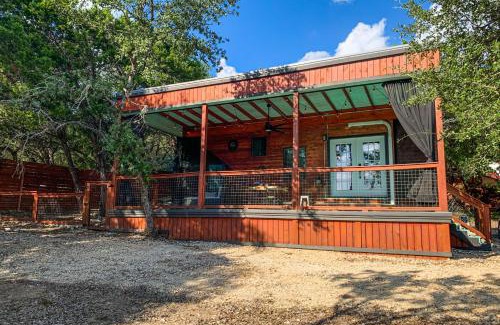 Canyon Lake Hotel | Chimney Rock Tiny Home