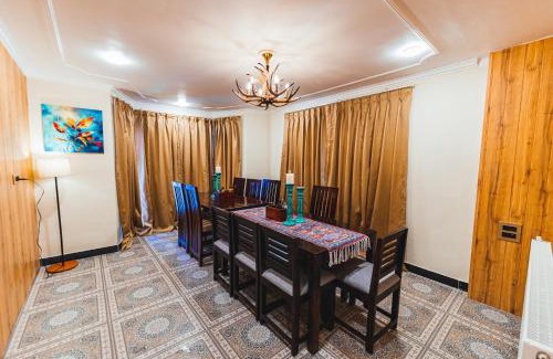 Srinagar Cabina | Chinar Wood Cottage