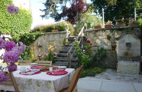 Seuilly Cama Y Desayuno | Chinon Manoir de l'Abbaye