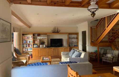 Eastcliff Casa | Chinta Cottage Hermanus