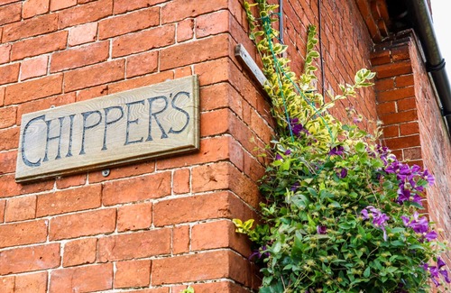Woodhall Spa Cabaña | Chippers Cottage, SPA DE MADERA