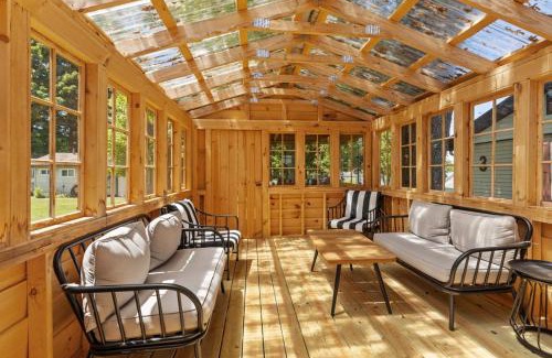 Chippewa Lake Casa | Chippewa Bluffs Resort - 2BR 2BA Cabins
