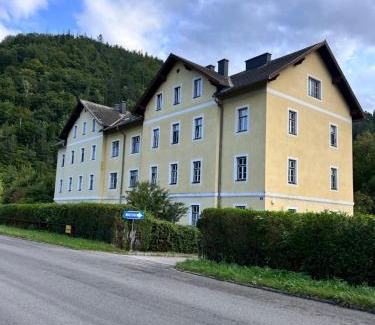 Gloggnitz Apartamento | Chloe's Apartments 2