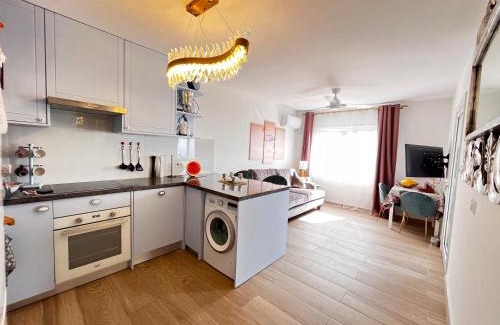 Old Town Apartamento | Chloraka Pink&Blue Pafos