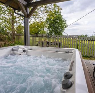Hluboka Apartamento | Chlum 5