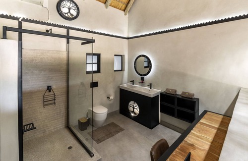 Kasane Cabina | Chobe River Lodge