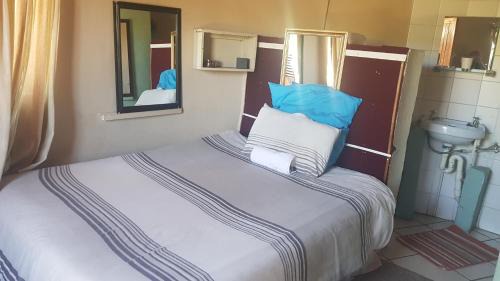 Leribe District Casa | Chocks Guest House