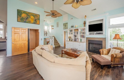 Wind Over Waves Casa | Chocolate Sundae 196