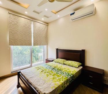 Lahore Apartamento | Chohdary Villa 124 j ph 2