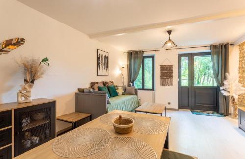 Monein Casa | Cholena - Domaine Helaku, Monein