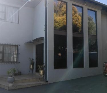 Rooihuiskraal Casa | Choosers Express Boutique Hotel and Spa - Room 2