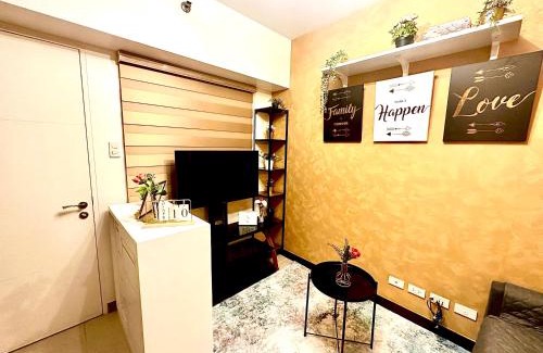 A. Bonifacio Apartamento | Chris&CarlPlace
