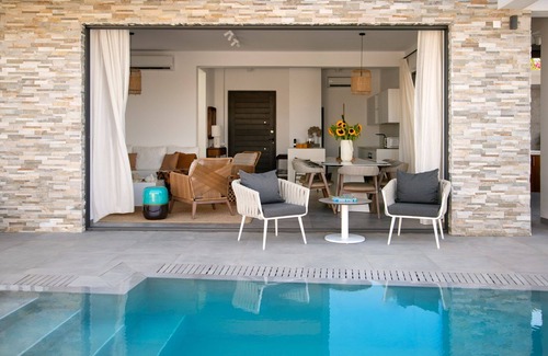Pernera Villa | Chris Le Mare Gold Luxury Villa