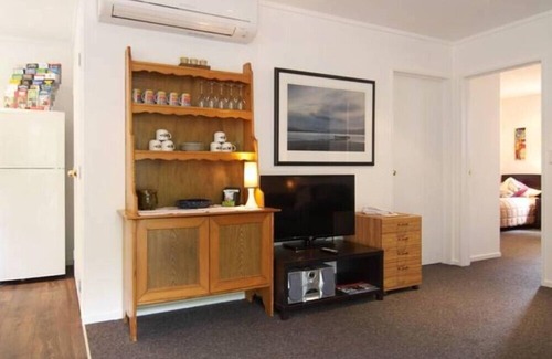West Melton Cabaña | Christchurch City & Country Cottages - Nut Point Cottage