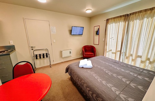 Christchurch City Centre Cabina | Christchurch City Central Queen Studio with Full Kitchen