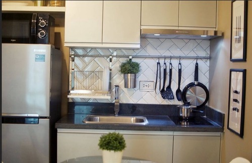 Legazpi Village Condominio | Christine Suites at The Beacon Makati