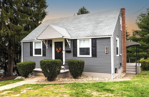 Bethlehem Casa | Christmas City Cottage