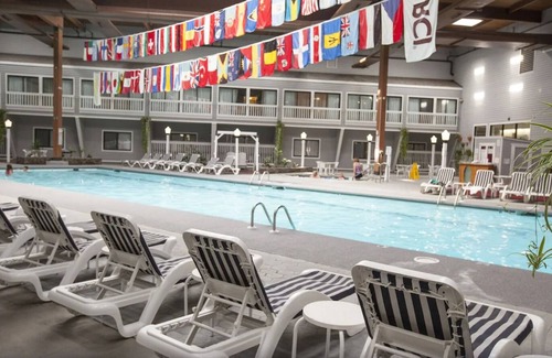 West Yarmouth Condominio | Christmas On Cape Cod - Cove At Yarmouth - 1BR With Kitchenette