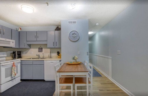 Garden City Complejo | Christmas Rental at Beachside Resort in Murrells Inlet