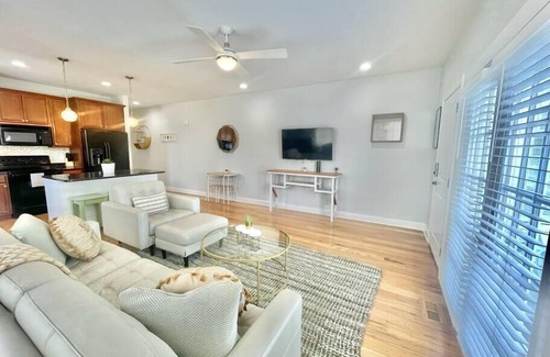 Wilmington Beach Apartamento | Chubby Seahorse 1 at CB- 2 blocks from ocean