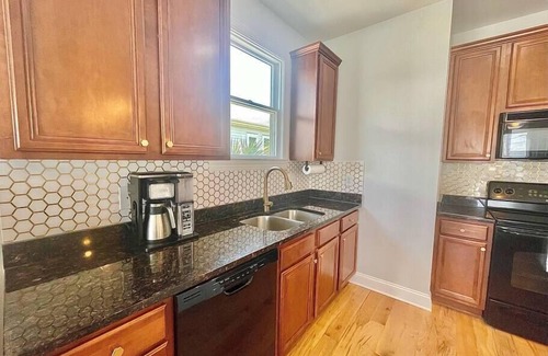 Wilmington Beach Apartamento | Chubby Seahorse 1 at CB- 2 blocks from ocean
