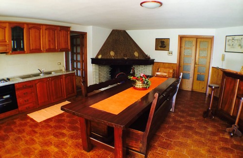 Pula Casa | PULA VILLA NICANDA A 100 MT DEL MAR, 8 PLAZAS