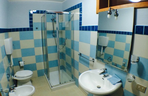Pula Casa | PULA VILLA NICANDA A 100 MT DEL MAR, 8 PLAZAS