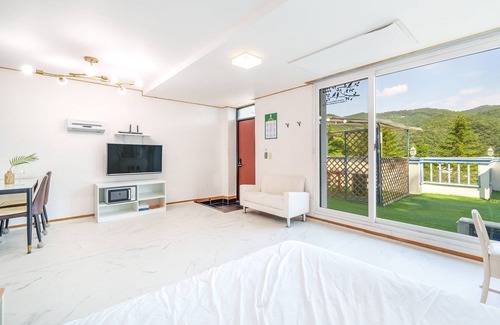Namsan Casa | Chuncheon Dogandstay