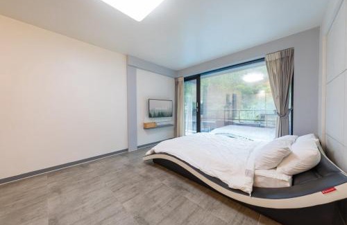 Namsan Casa | Chuncheon Vida Feliz Pension