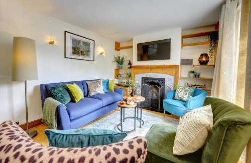 Warwick Town Centre Casa | Church Bells House by Spa Town Property - 3 Bedroom Georgian Townhouse in Central Warwick