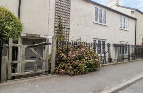 Winsham Casa | Church Farmhouse