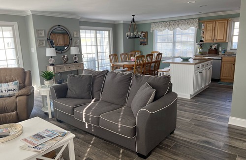 Wildwood Crest Condominio | "Ciao Bella".. It's Just That Beautiful! Superb Location. 2 Blocks From Beach.