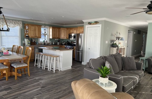 Wildwood Crest Condominio | "Ciao Bella".. It's Just That Beautiful! Superb Location. 2 Blocks From Beach.