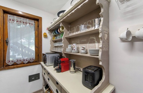 Auronzo di Cadore Apartamento | Apartamento 'Ciasa Valentina' con vistas a la montaña, balcón y Wi-Fi