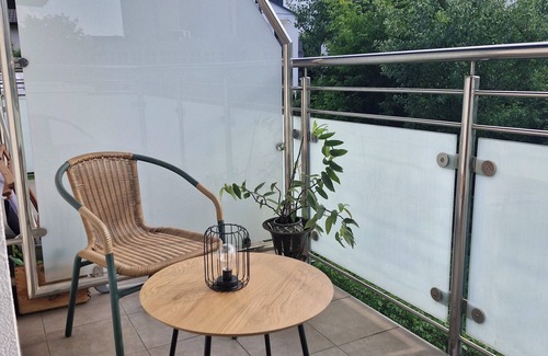 Zakrzowek Condominio | Cichy apartament z balkonem i prywatnym parkingiem