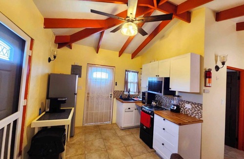 Estate Sion Farm Cabaña | Cicilia's Quiet Haven
