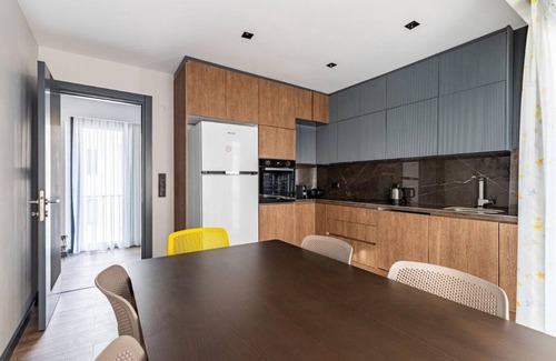 Cihangir Apartamento | This apartment is a 3 bedroom(s), 2 bathrooms, located in Beyoğlu, İstanbul.