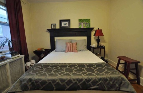 Hyde Park Condominio | Cincinnati Friends and Family House