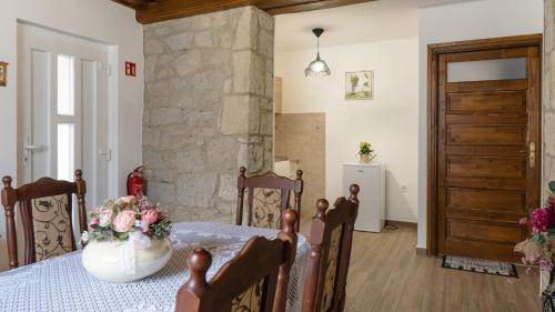 Tolcsva Casa | Cinege Vendégház