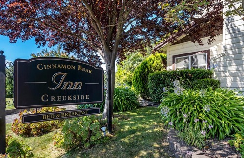 Sonoma Cama Y Desayuno | Cinnamon Bear Creekside Inn