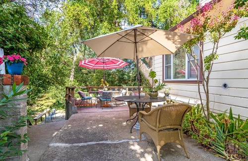 Sonoma Cama Y Desayuno | Cinnamon Bear Creekside Inn