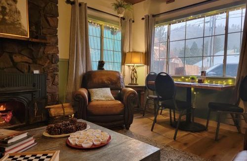 Mammoth Lakes Cama Y Desayuno | Cinnamon Bear Inn
