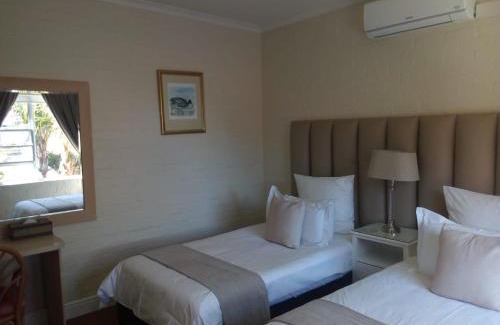 Sunset Beach Casa | Cinnamon House Bed & Breakfast
