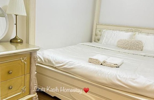 Kajang Apartamento | Cinta Kasih Homestay