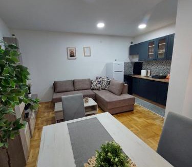 Pozarevac Apartamento | Cista DESETKA 2