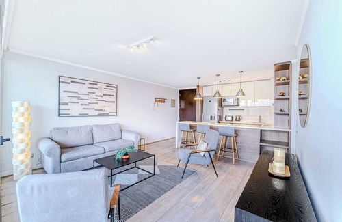 Apoquindo Apartamento | Citadel View 2BR Balcony & Parking