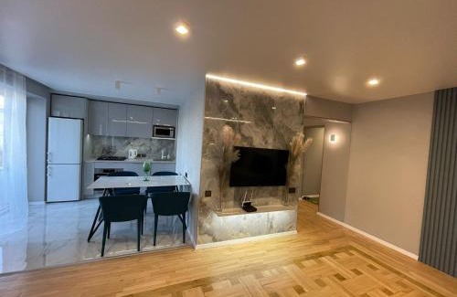 Halyts'kyi district Apartamento | Citadel VIP apartment