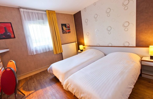 Magny-Cours Hotel | Citotel Du Circuit