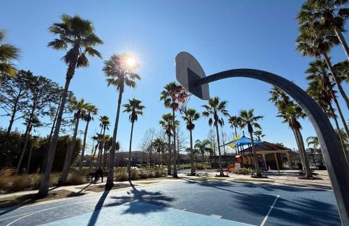 Kissimmee Villa | Citrus and Sun- Bright breezy and perfectly placed- resort living near Disney and Universal fun